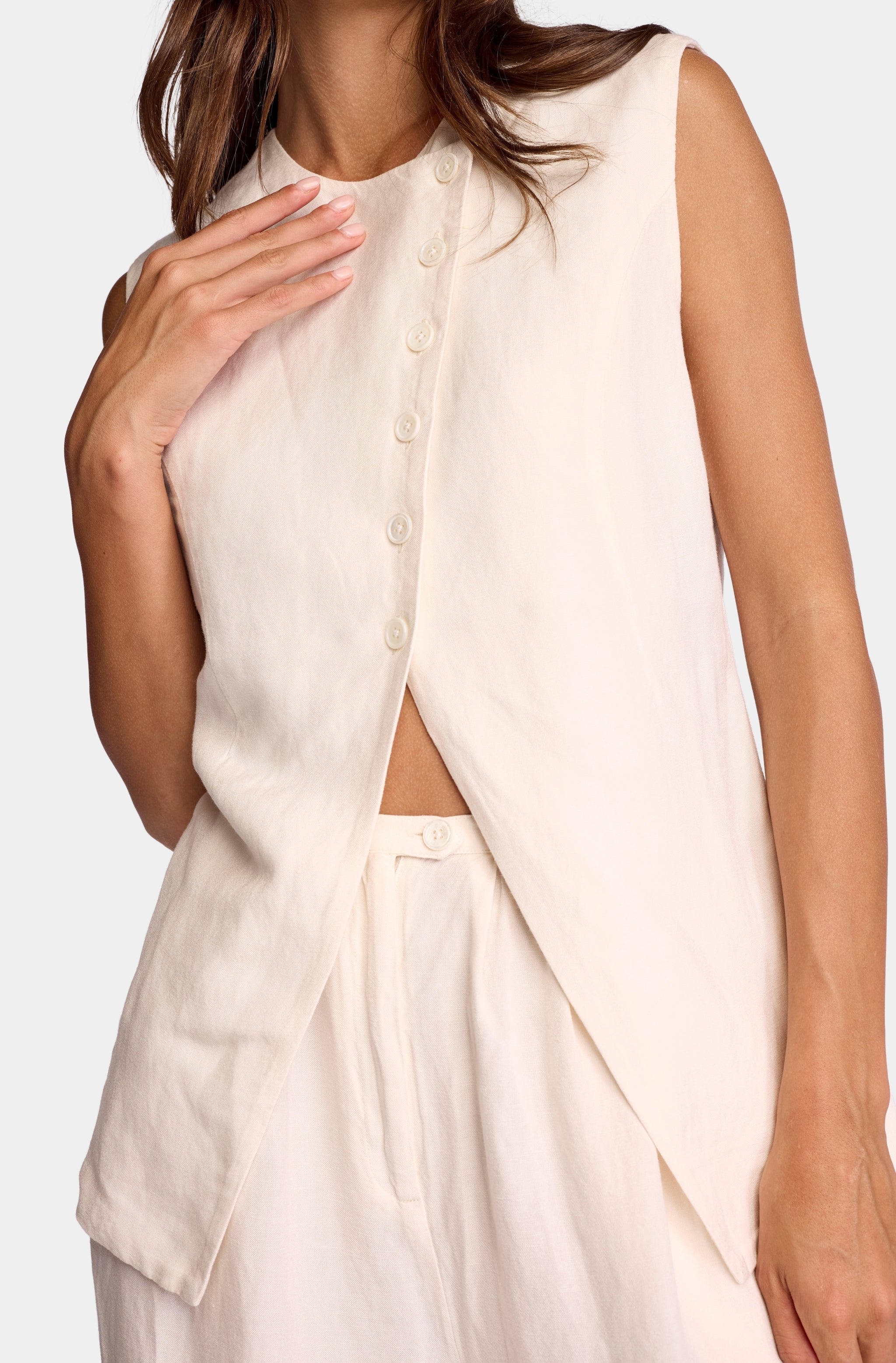 Isolde Vest