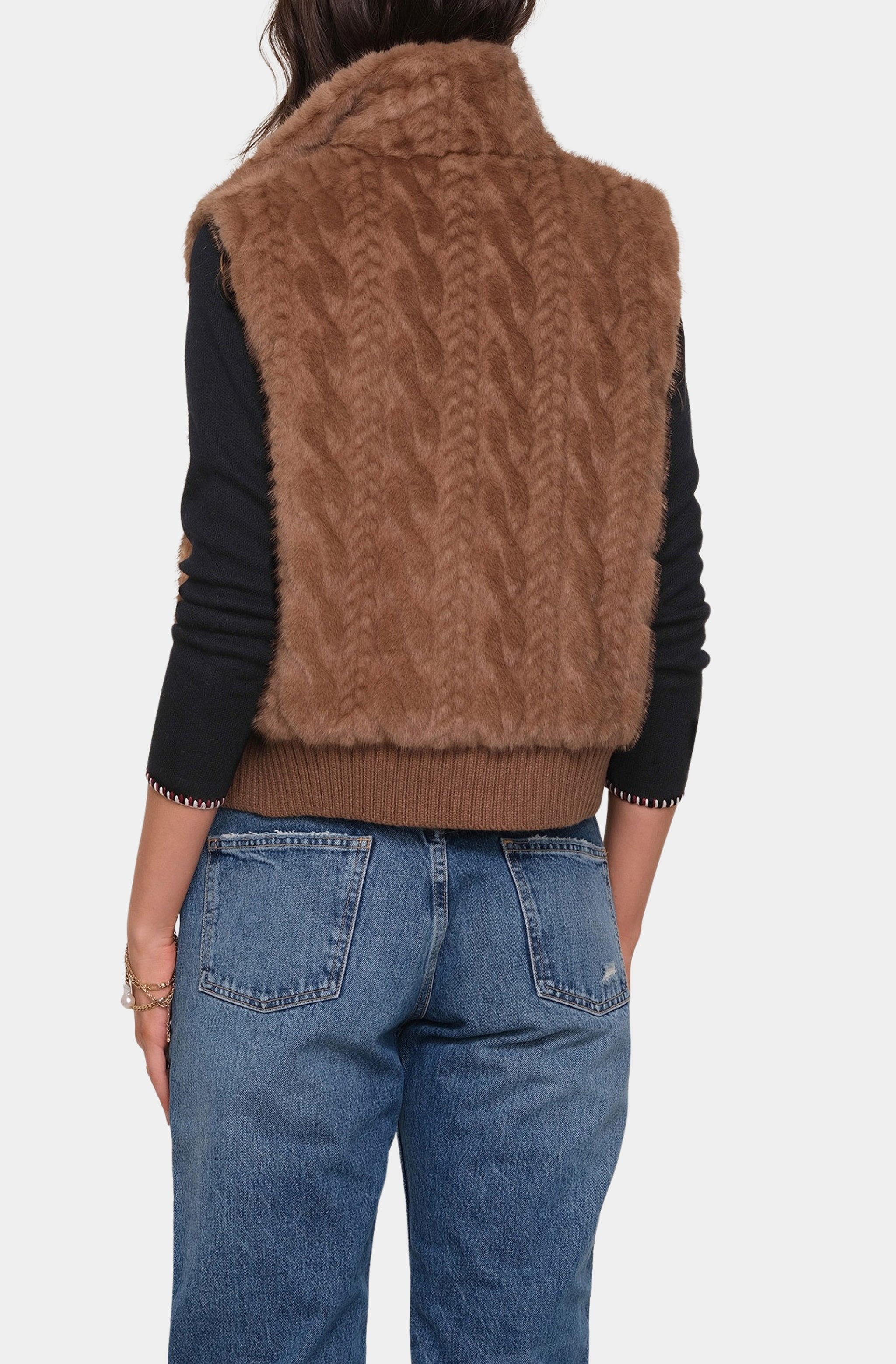 Liana Vest