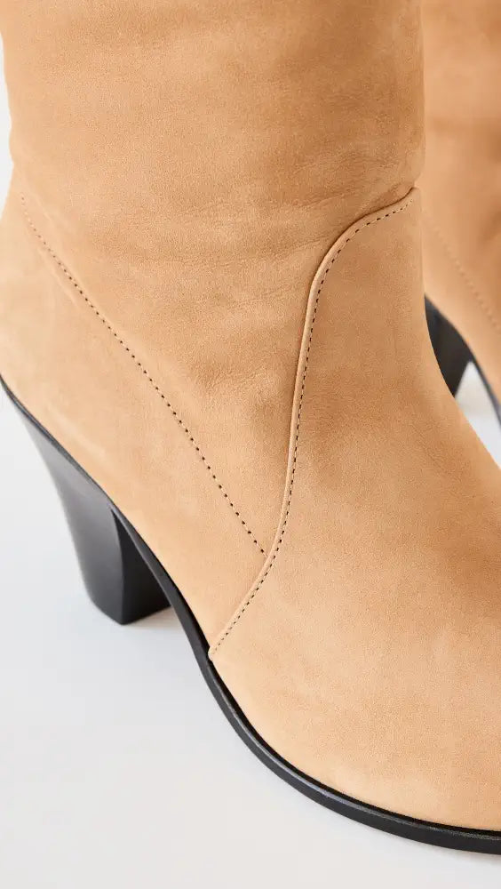 Mackie Boots