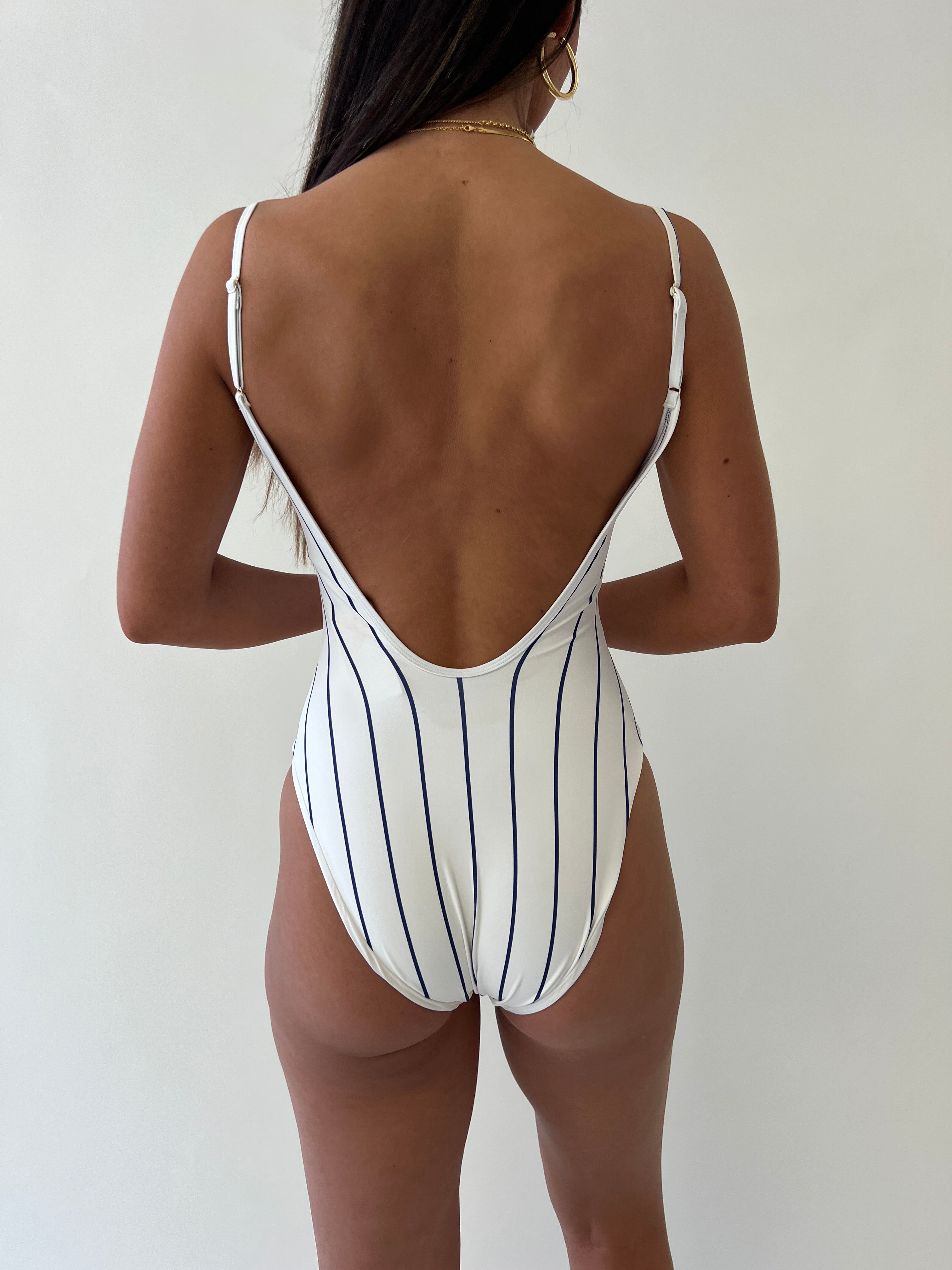 WEWOREWHAT Scoop Cami Bodysuit