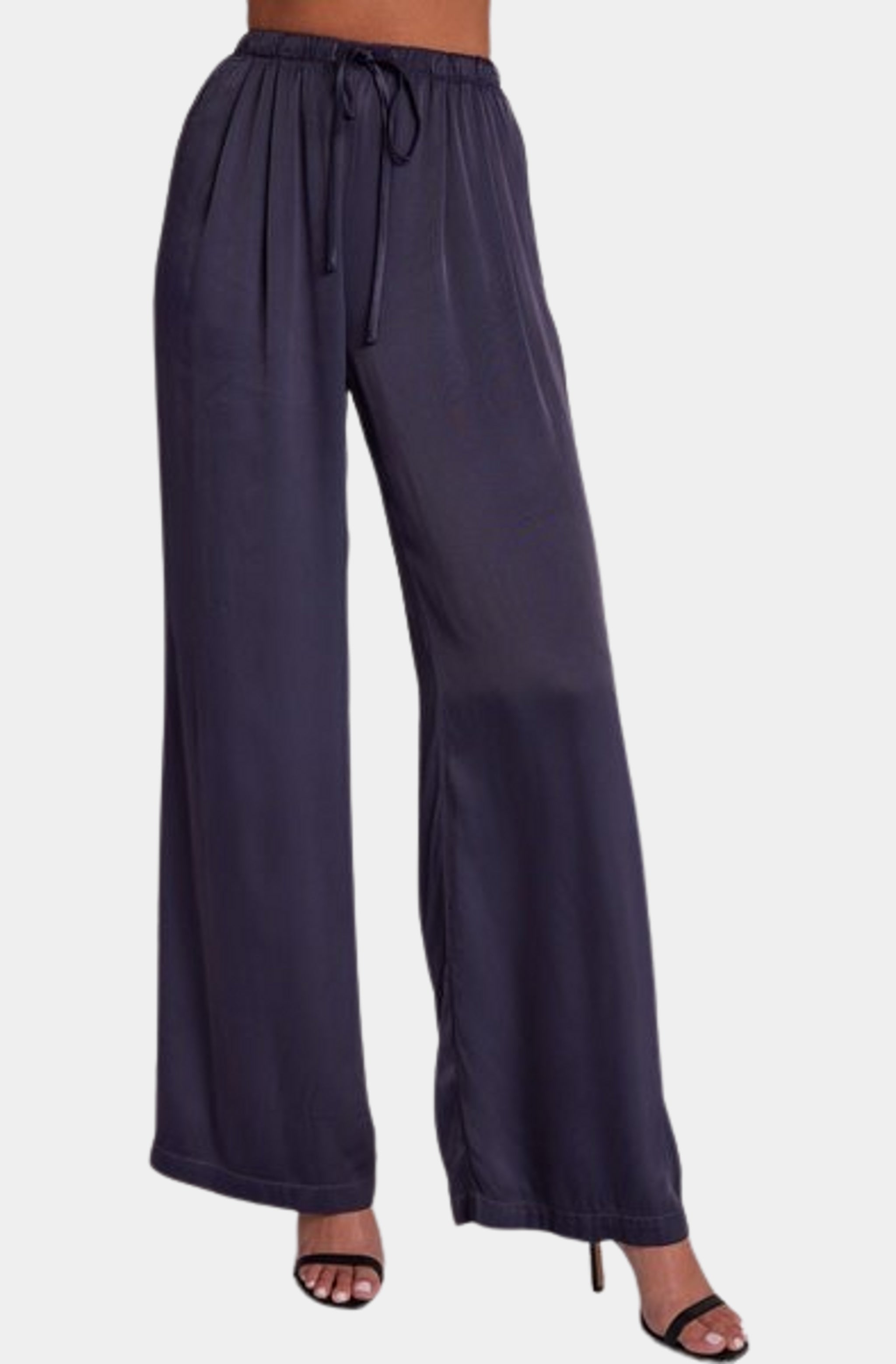 Easy Pleated Wide Leg Pant
