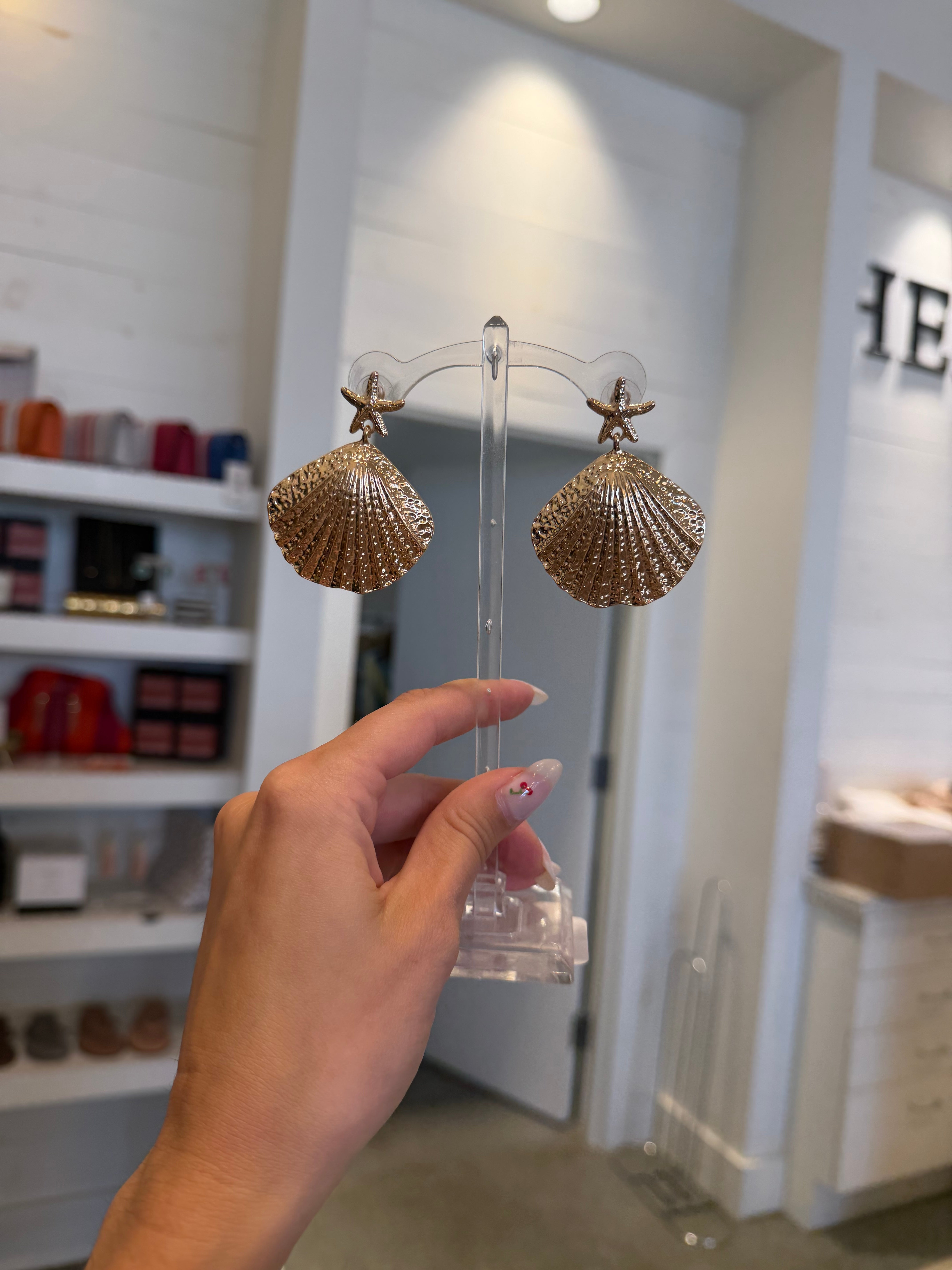 Shell &amp; Starfish Earring