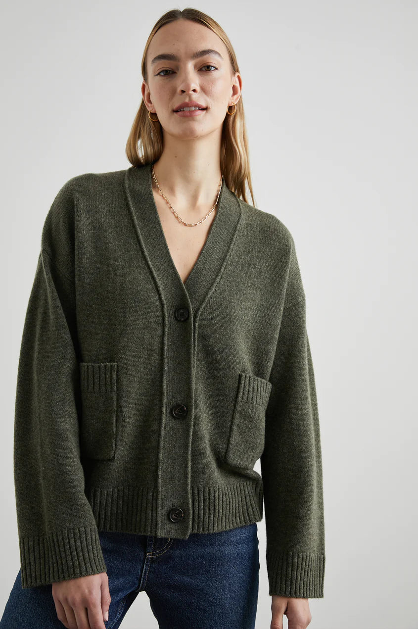 Lindi in Olive