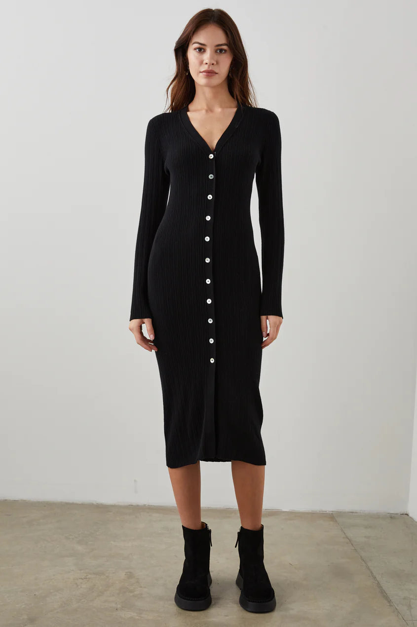 Lorraine in Black