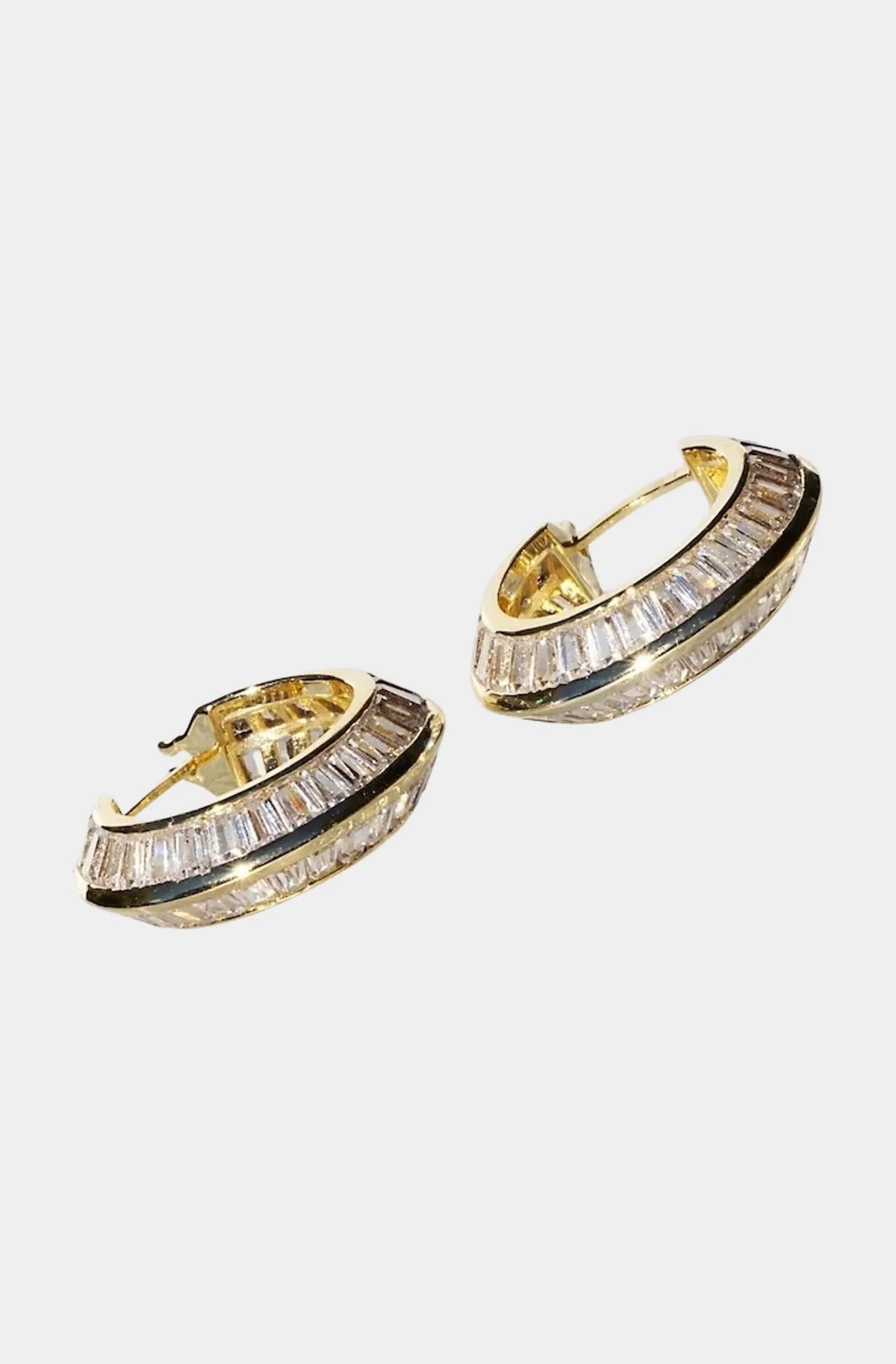 Razor Edge Hoops