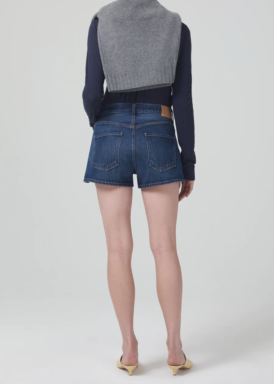 Marlow Short in Schnaps